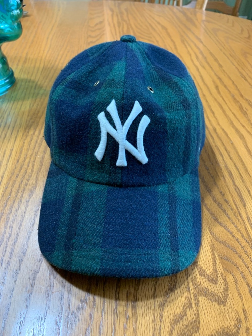 47 brand New York Yankees ball cap.